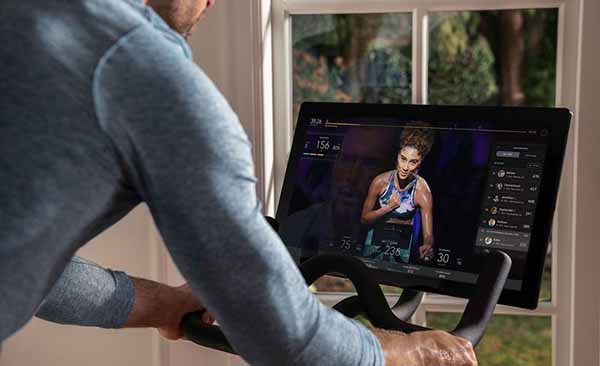 peloton live studio cycling from home